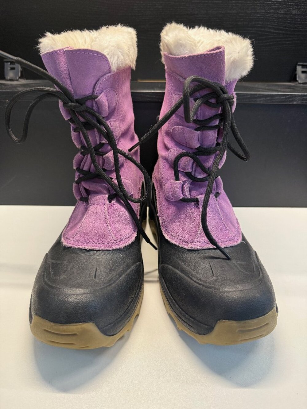 Lands End Womens Size 7 Purple Waterproof Insulated Winter Snow Boots
